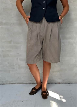 Aliyah shorts Ash Stripe Boii Studios 